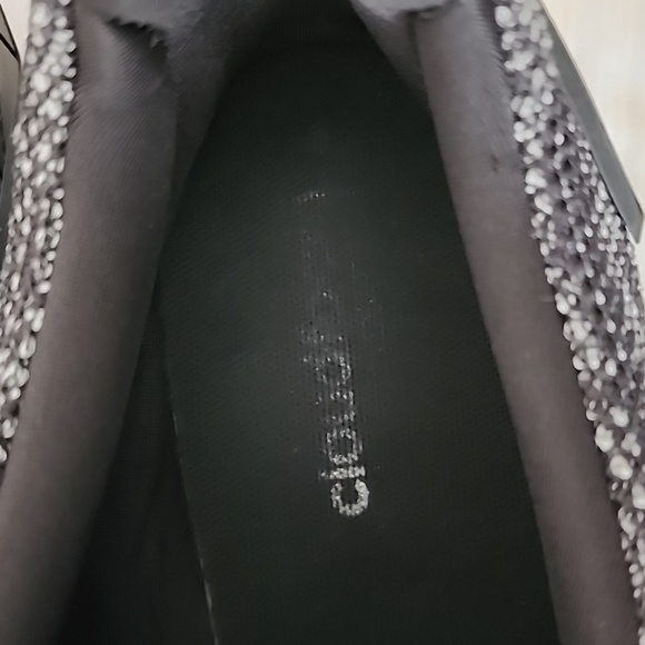 Adidas Men's Shoes Size 11 - Picture 8 of 16